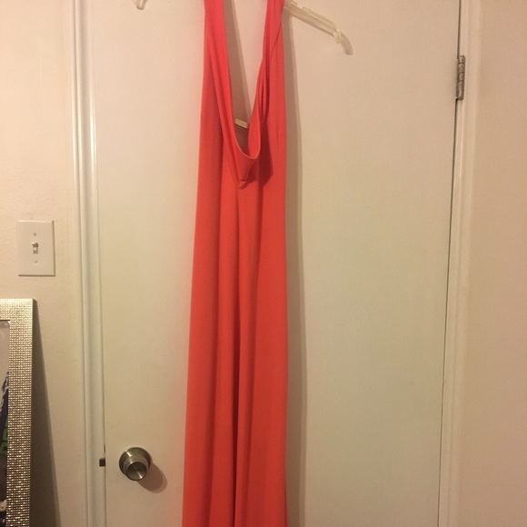 Dress - Picture 2 of 4